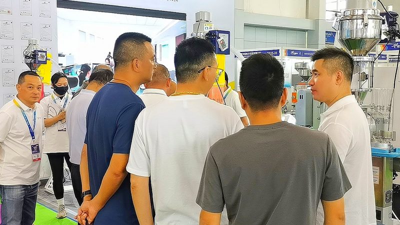 演唱会舞台搭建：揭秘背后的技术与标准